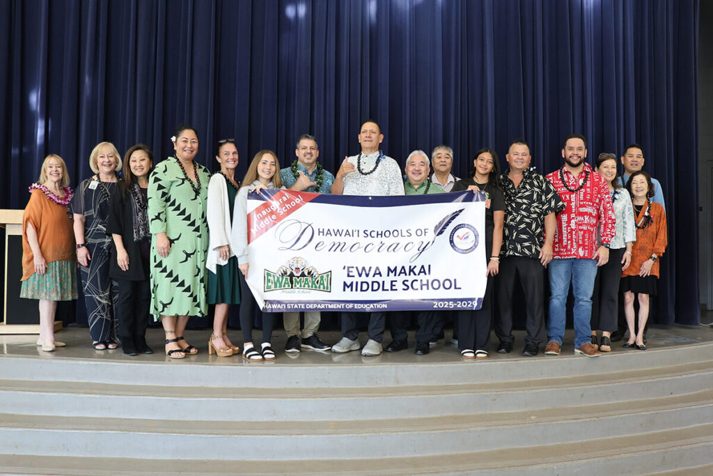 The Hawaiʻi State Department of Education recognized ʻEwa Makai Middle as one of the state’s inaugural middle-level Hawaiʻi Schools of Democracy. Students, staff and dignitaries posed for a photo today.
