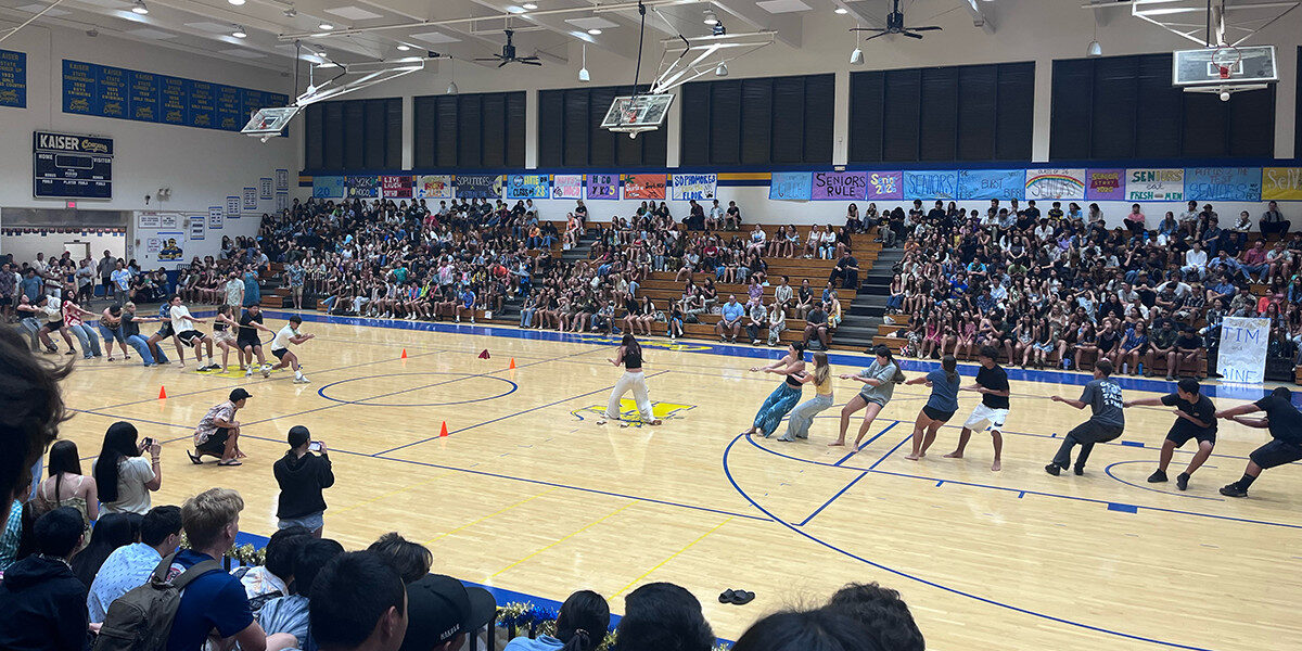 Kaiser High School students compete in a tug-of-war competition during Homecoming Week on Oct. 2, 2025. Photo courtesy: Gavin Antonio / Kaiser High School