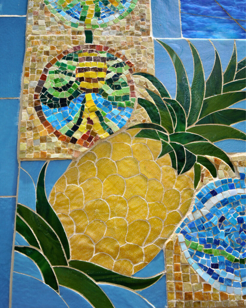 15,000 Mexican smalti mosaic tiles and pineapples make up the border