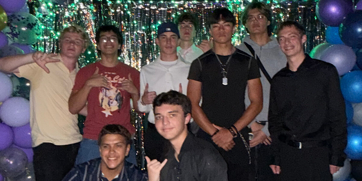 Leilehua High School homecoming dance