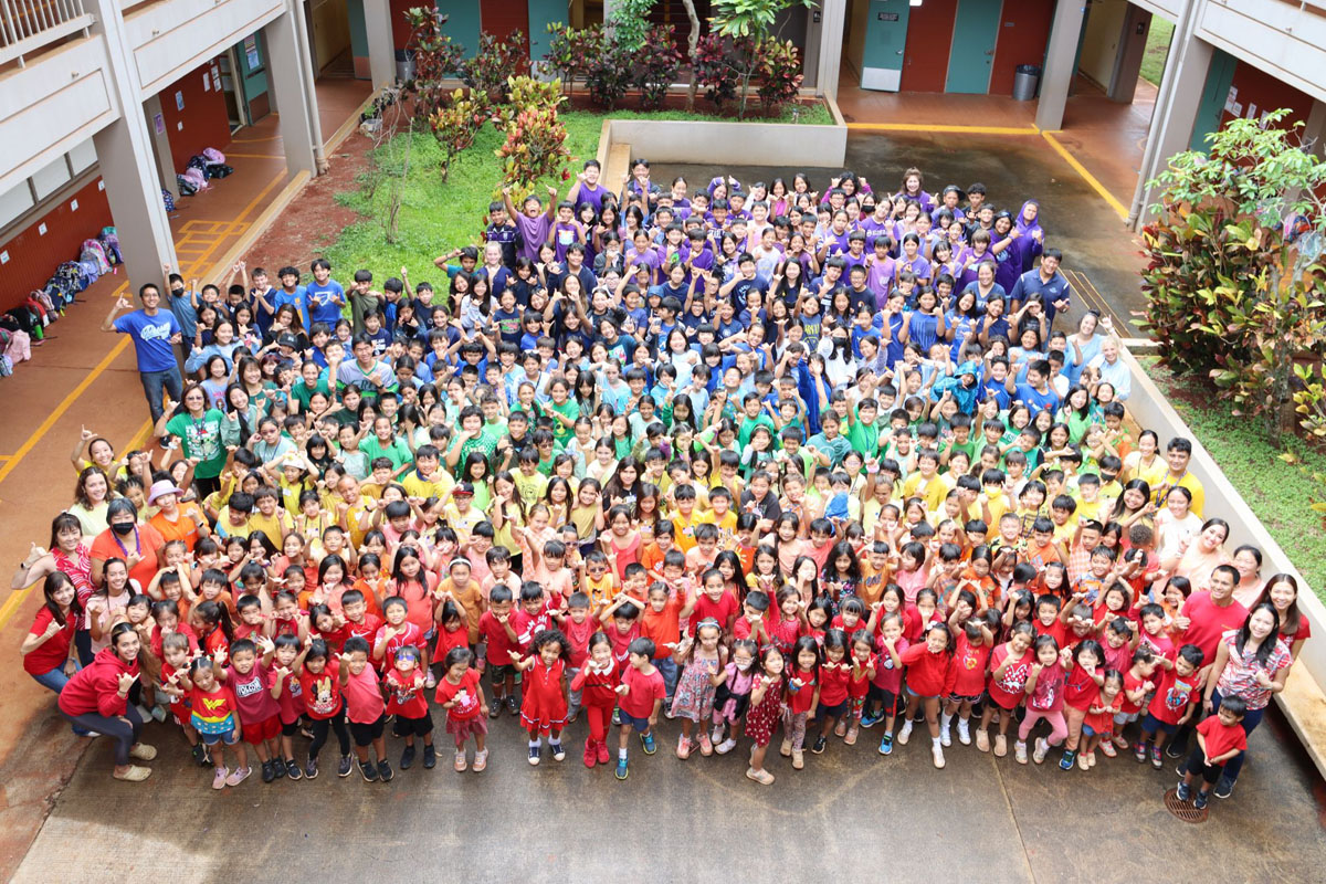 students in courtyard