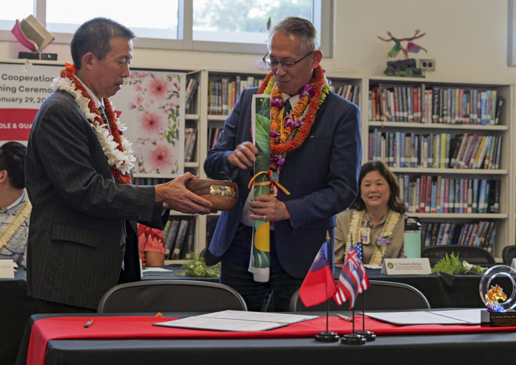 Sister school agreement signing