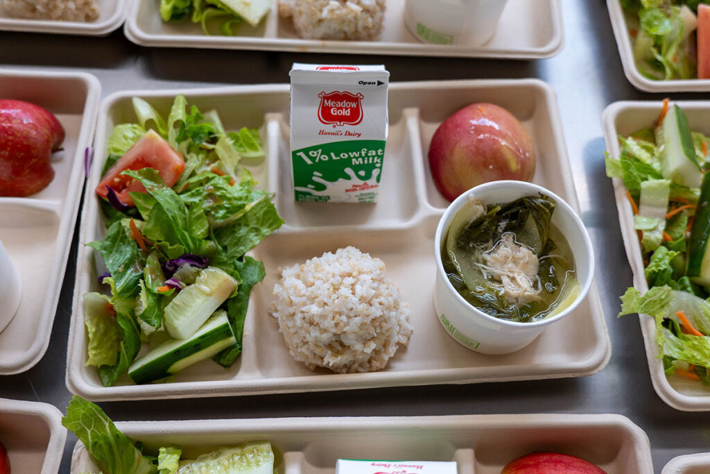 Chicken papaya soup using locally sourced green papaya and bok choy
