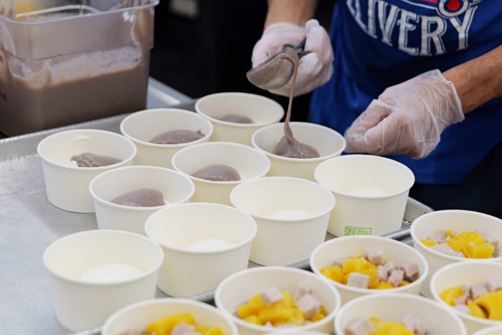 School food serving kalo