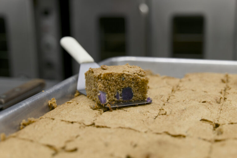 ‘Uala Bread Cut on Tray
