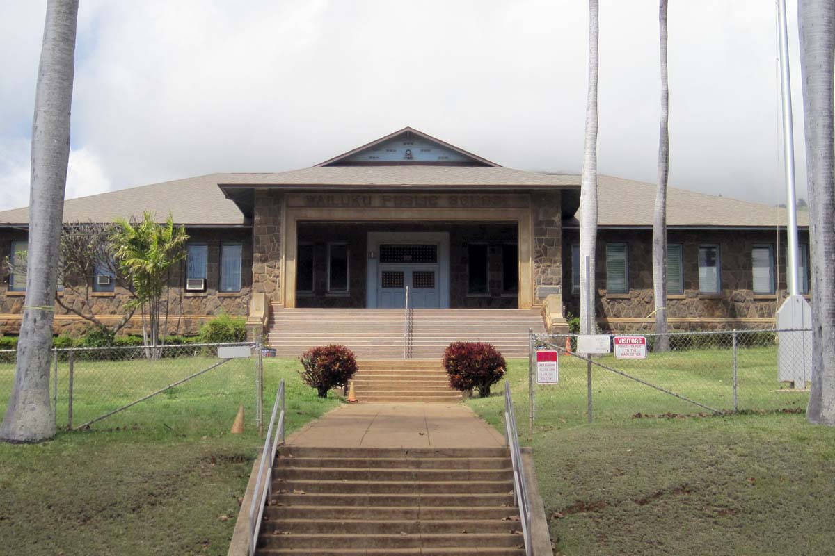 front of Wailuku Elementary School